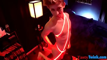 Trace Van De Kamp And Blake Mast Have A Cock Sucking Session