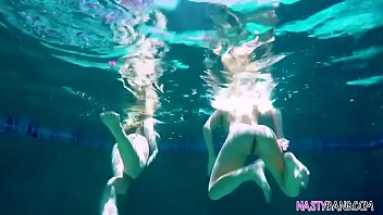 Nasty Pussy-to-mouth Threesome! – Alexis Monroe, Blair Williams