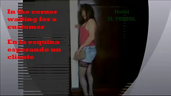 In The Corner Waiting For A Customer – En La Esquina Esperando Un Cliente