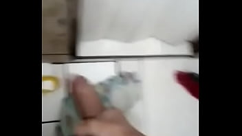 Lek Mostrando A Big Rola – Part 2