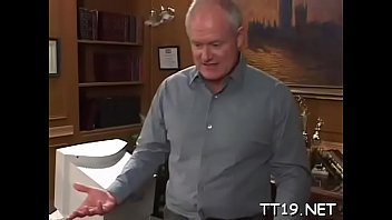 Teen Gives A Steaming Oral-job