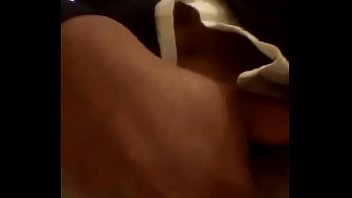 Me Puse Bien Caliente En Mi Trabajo Y Me Fui A Masturbar Al Baño