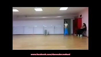 Hot Arab E Dancer