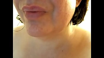 Milf Cumming So Wet On Webcam