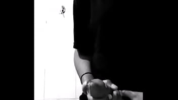 Novinho 20centimetros Gozando