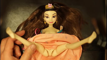 Disney Descendants_ Lonnie Doll Makes Me Cum Over And Over