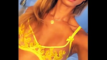 Bianca Hills Cellphone 1