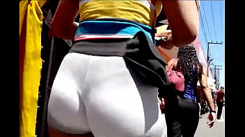 Shortinho Socado Na Bunda