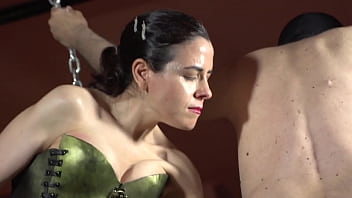 Castigo Fuerte De Spanking Y Caning