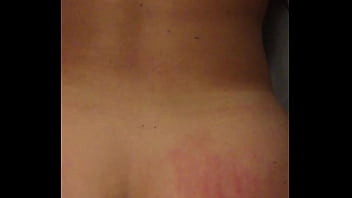 Chica Mala Recibe Su Castigo