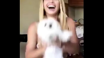 Flavia Laos – Alessandra Fuller Baile Sexy