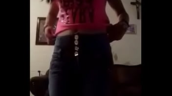 Rica Reggetonera Baila Frente A Cámara