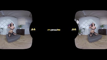 Virtualpee – Pissing In Stockings – Vr Porn