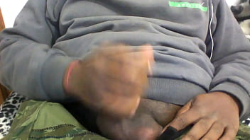 Negão Se Masturbando – masturbation, punheta, pau, moreno, soloboy, safado, piroca, nego, batendo-uma – Video 3742376