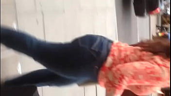 Candid – Latina Bigbutt In Tight Jeans (wc1) No:1