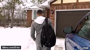 (manuel Skye, Skyy Knox) – Undercover Stripper Part 1 – Str8 To Gay – Trailer Preview – Men.com