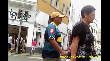 Una Llenita Con Este Culito Por La Calle De Trujillo