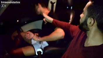 Motorista Uber Dotado