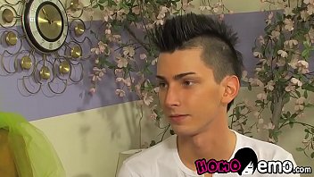 Very Alluring Twinkies Have A Captivating Anal Session