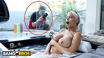 Bangbros – Chris Strokes Spies On Big Tits Pornstar Bridgette B And Gets Lucky!