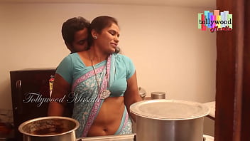Hot Desi Masala Aunty Seduced By A Teen Boy