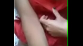 Novinha Mostra Seios No Periscope