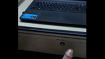 Xem sex thủ d_m bắn tinh