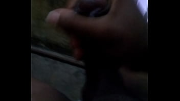 Novinho Batendo Uma Punheta Pela Segunda Vez.