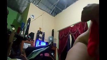 Pasangan Suami Istri Ngentot Live Show
