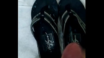 Gozando Gostoso No Chinelo