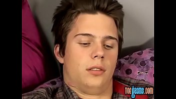 Smooth Twinks Masturbate While Showing Off Their Feet