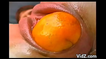 Chupando Laranja