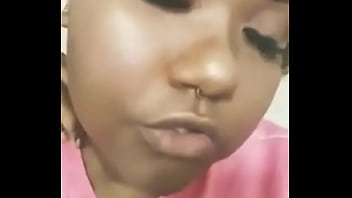 Pret4 Fudida Mostrando O Bico De Boqueteira