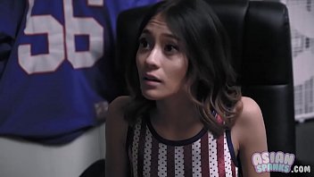 Sucking Cock To Be Cheerleader Jasmine Grey: Asianspanks.com