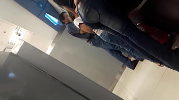 Milf Argenta Deliciosa En Cajero