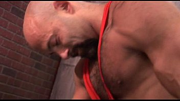 Butch Bear Tap-out Part 1