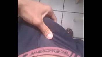 Leonardo Rodrigues De Cueca Boxer Preta No Banheiro