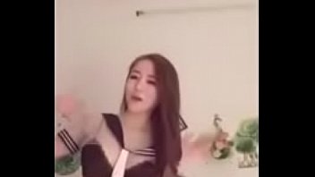 Gái Xinh Live Stream Nhảy Cực Gợi Cảm Uplive