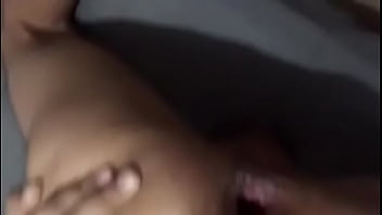 Gay Le Deja El Oyó Abierto