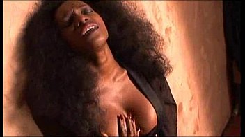 ⁣Falina - Desperate Lady