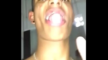 Cavalo Louco Comendo Presidiária Ao Som Da Abertura Do Shrek