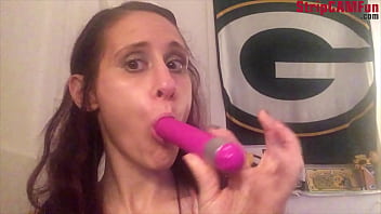 Amateur Camgirl Trish Takes Dildo And Shows How She Wants To Suck Your Dick