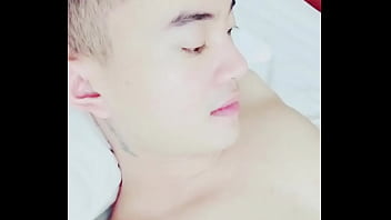 Hot gay sg bị chịch nát đít