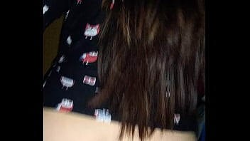 Que rico se mueve está güerita !!