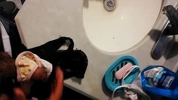 Las Tanguitas Usadas De La Putita De Mi Cuñada