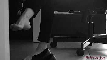 Femdom Wife Gets Her Shoes And Feet Licked – Mistress Kym