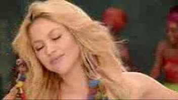 ⁣Waka Waka Shakira
