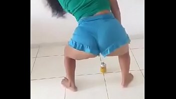 Novinhas Rebolando De Shortinho Compilado