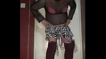 Hello Im Mark Wright I Am A Bisexual Crossdresser That Loves The Taste Of Piss And I D. Mine Through My Homemade Pissing Device