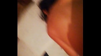 Me Dice Que No Le Grabe